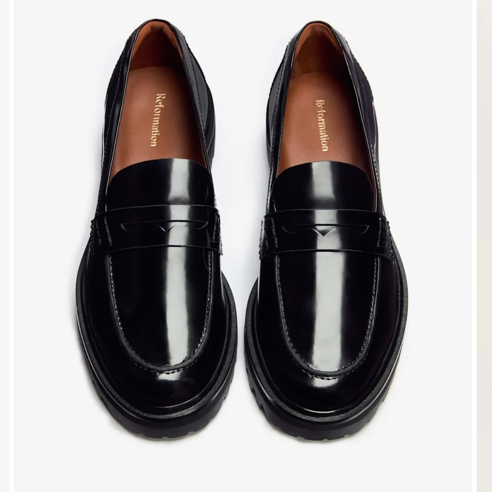 Reformation Agathea Chunky Loafer - Black